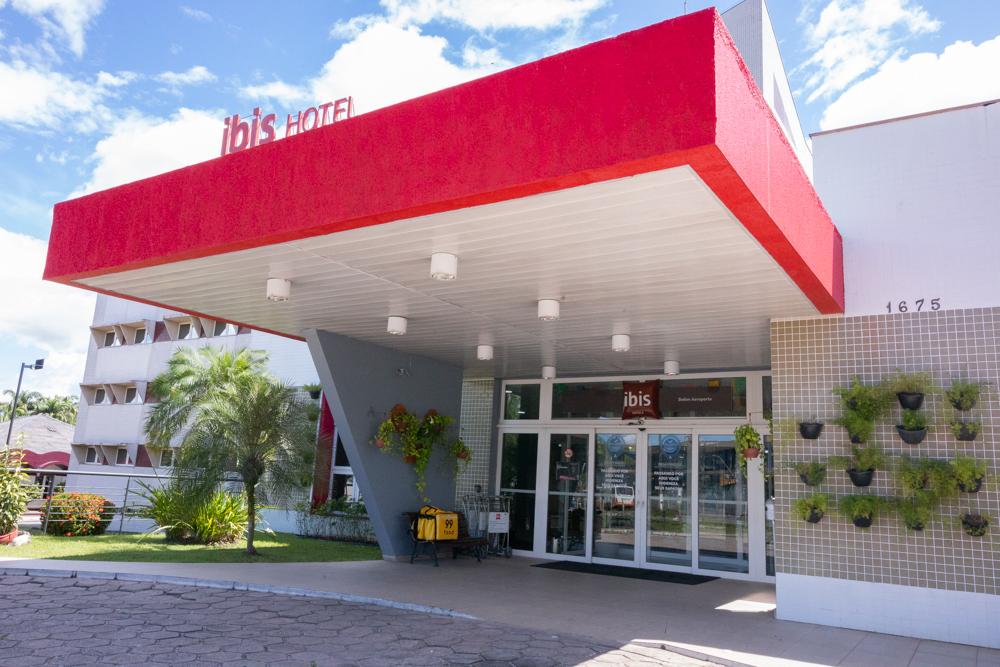 Отель Ibis Belem Aeroporto Экстерьер фото