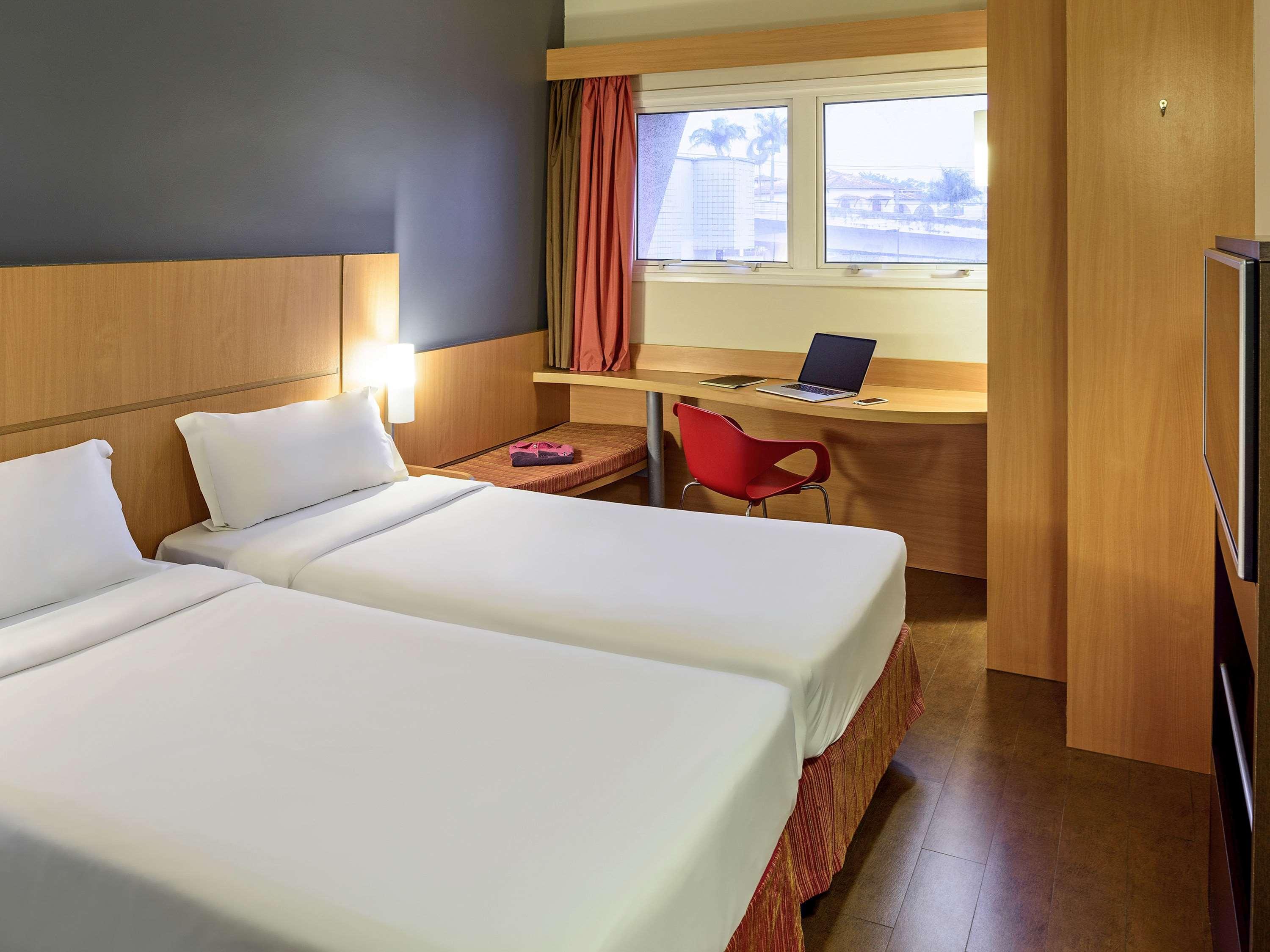 Отель Ibis Belem Aeroporto Экстерьер фото