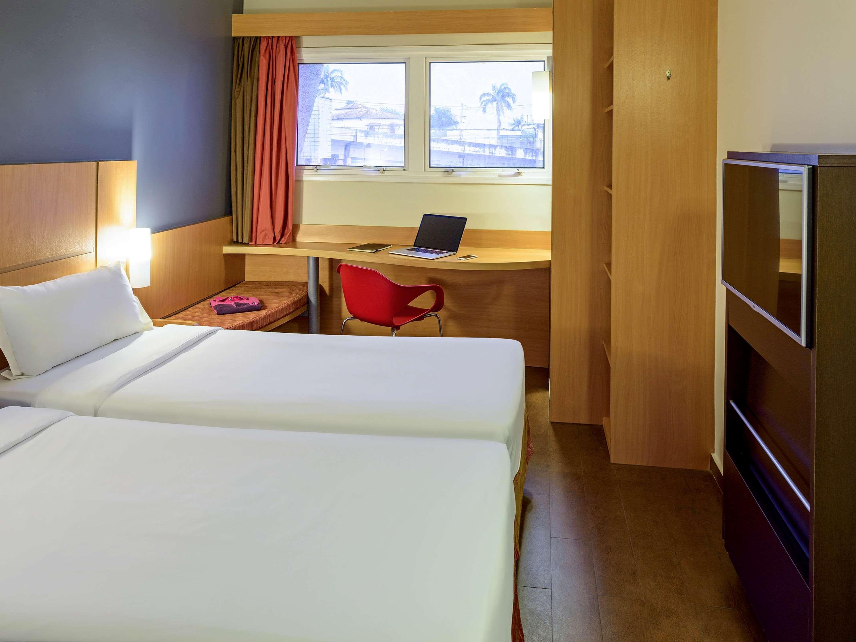 Отель Ibis Belem Aeroporto Экстерьер фото