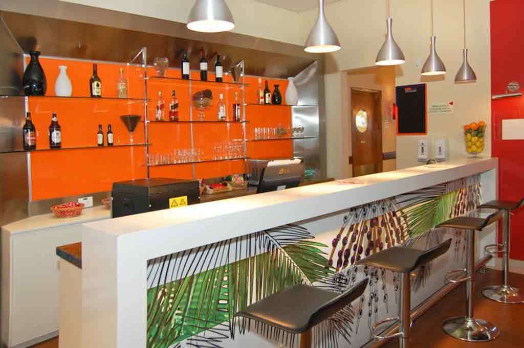 Отель Ibis Belem Aeroporto Ресторан фото